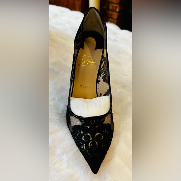 Authentic Black lace Christian Louboutins red bottom heels. Brand New. Size 39.5 - Picture 2 of 13